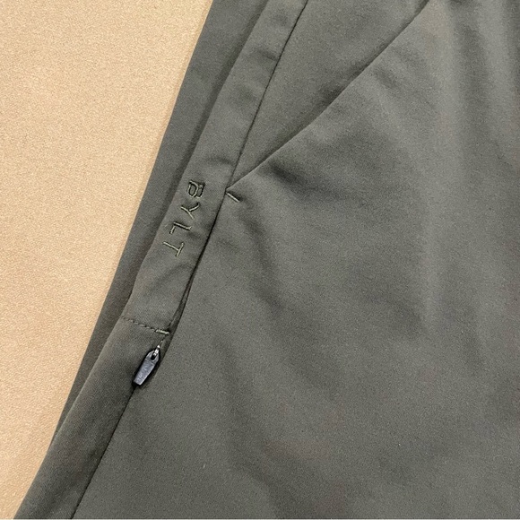 BYLT Premium Basics Men’s Everyday Pant 2.0 Size XL Dark Olive - Picture 6 of 13